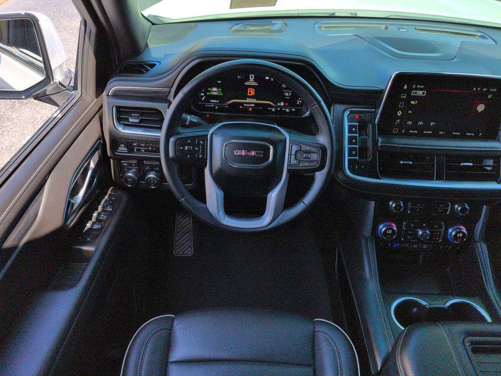 used 2023 GMC Yukon XL car, priced at $48,187