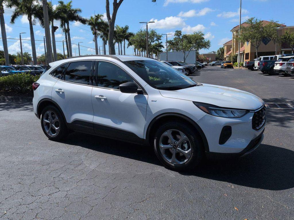 new 2026 Ford Escape car, priced at $29,976