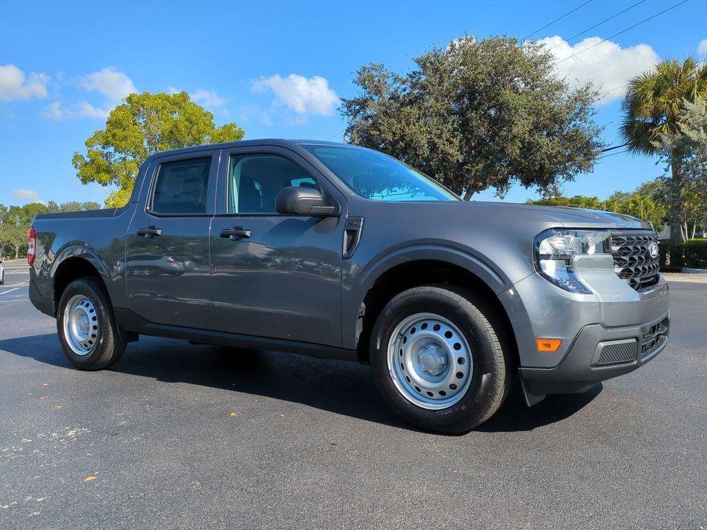 new 2025 Ford Maverick car, priced at $28,550