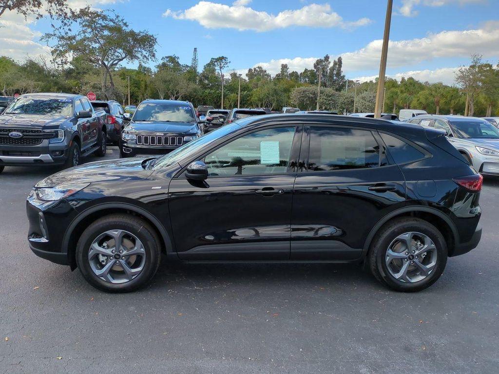 new 2026 Ford Escape car, priced at $32,384