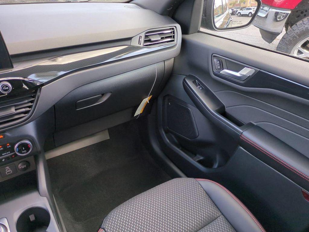 new 2026 Ford Escape car, priced at $32,384