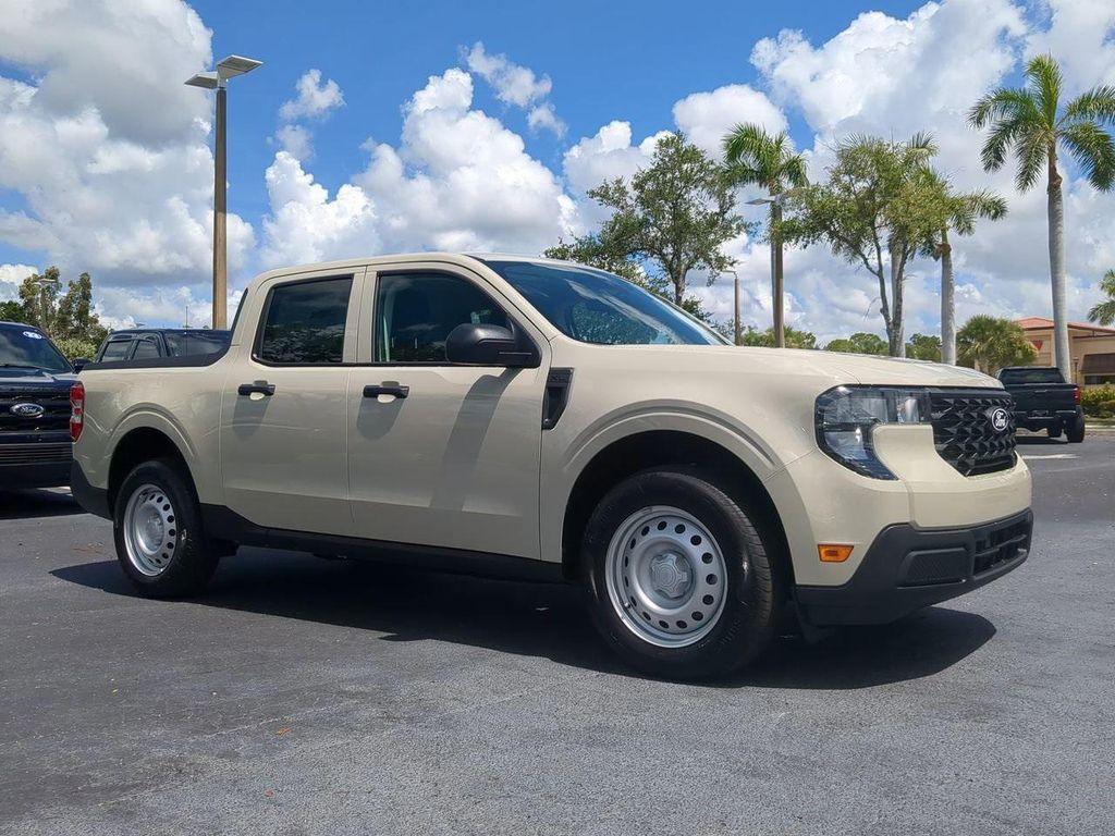 new 2025 Ford Maverick car, priced at $29,167