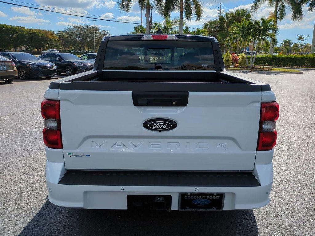 new 2025 Ford Maverick car, priced at $39,354