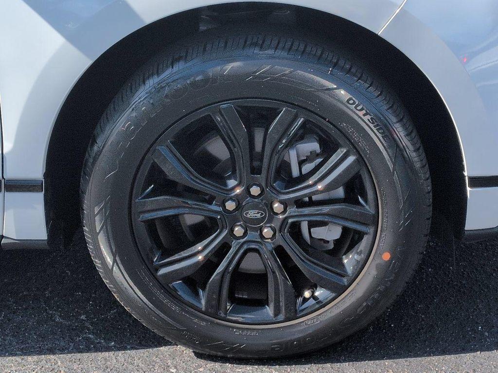 used 2024 Ford Edge car, priced at $26,787