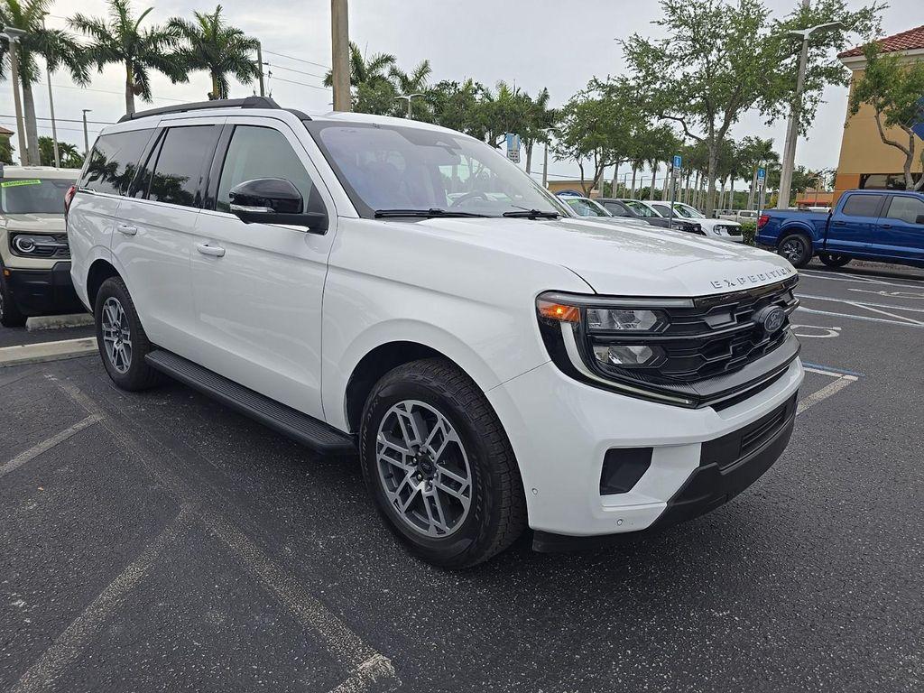 used 2025 Ford Expedition car, priced at $58,787
