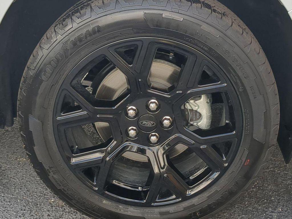 new 2025 Ford Maverick car, priced at $33,340