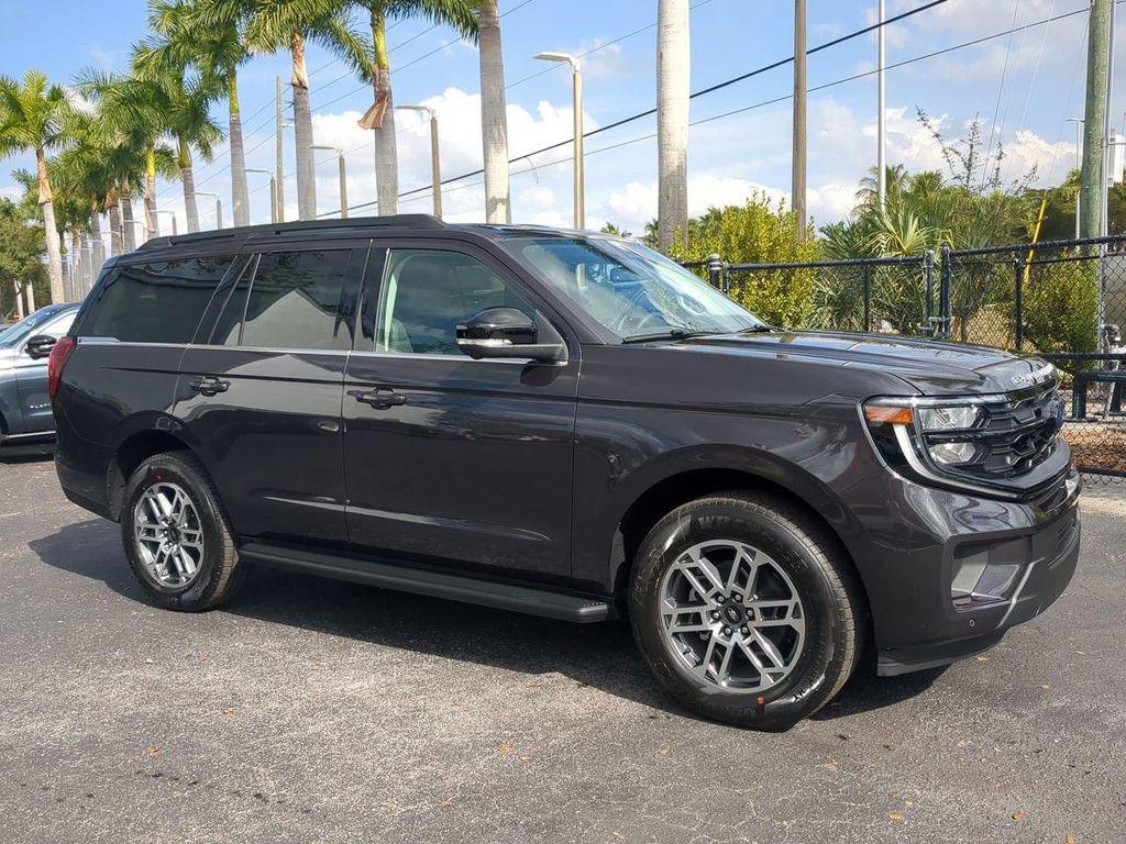 new 2026 Ford Expedition car, priced at $68,577