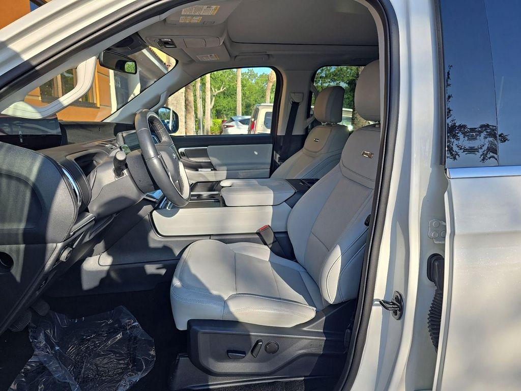 used 2025 Ford Expedition car, priced at $70,287