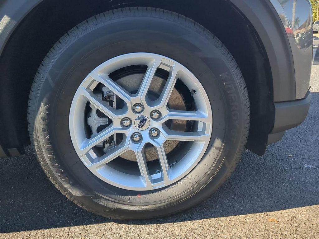 new 2026 Ford Explorer car, priced at $41,679