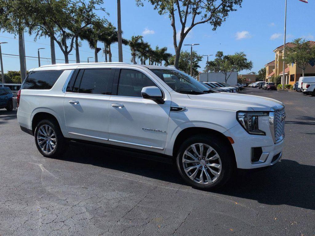 used 2023 GMC Yukon XL car, priced at $54,786