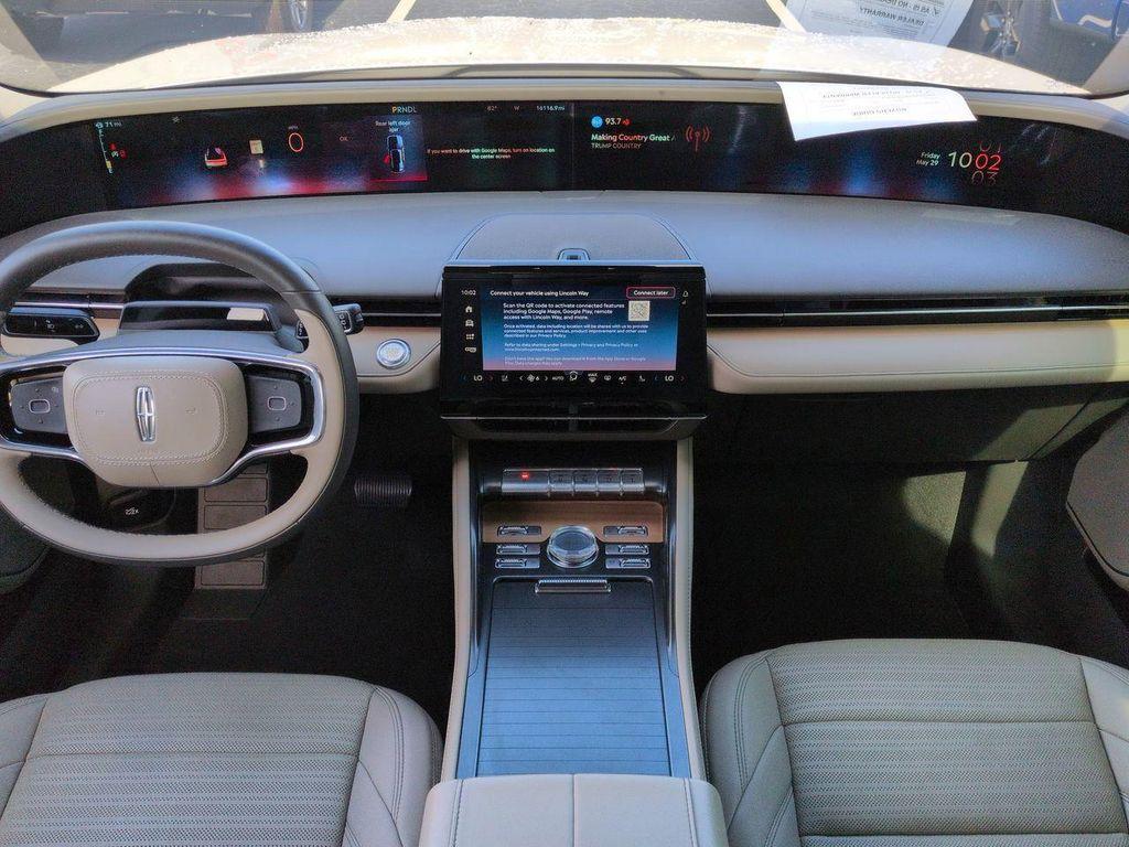 used 2025 Lincoln Nautilus car, priced at $55,786