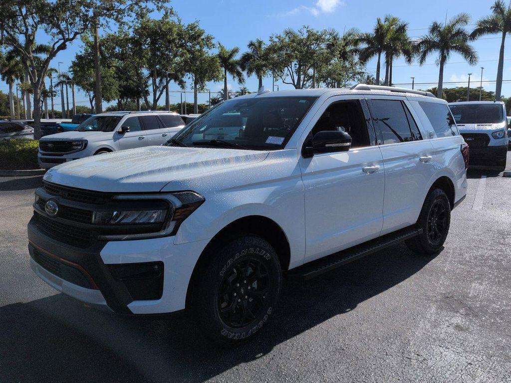 used 2023 Ford Expedition car, priced at $50,786