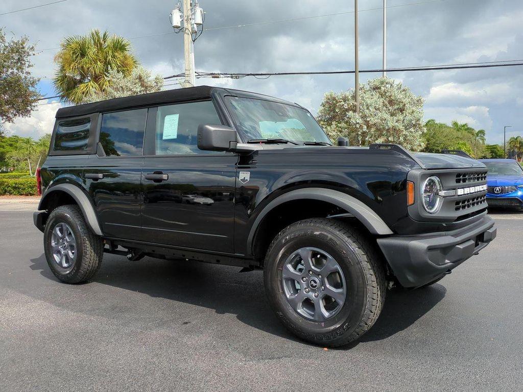 new 2025 Ford Bronco car, priced at $42,236