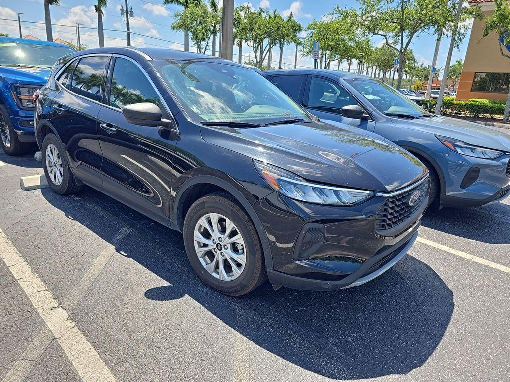 used 2024 Ford Escape car, priced at $21,622