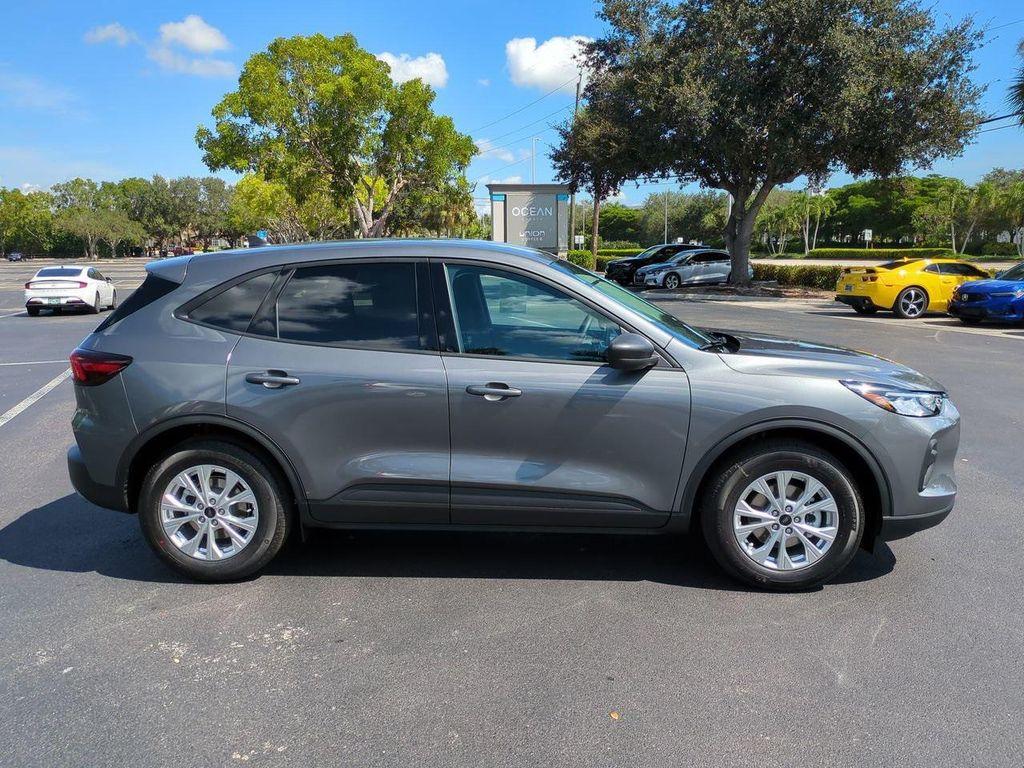 new 2026 Ford Escape car, priced at $29,285