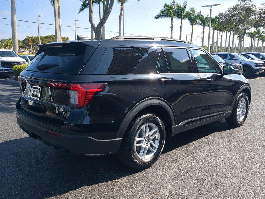 new 2026 Ford Explorer car, priced at $38,923