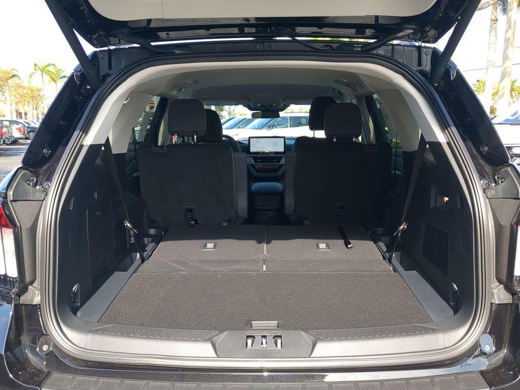 new 2026 Ford Explorer car, priced at $38,923