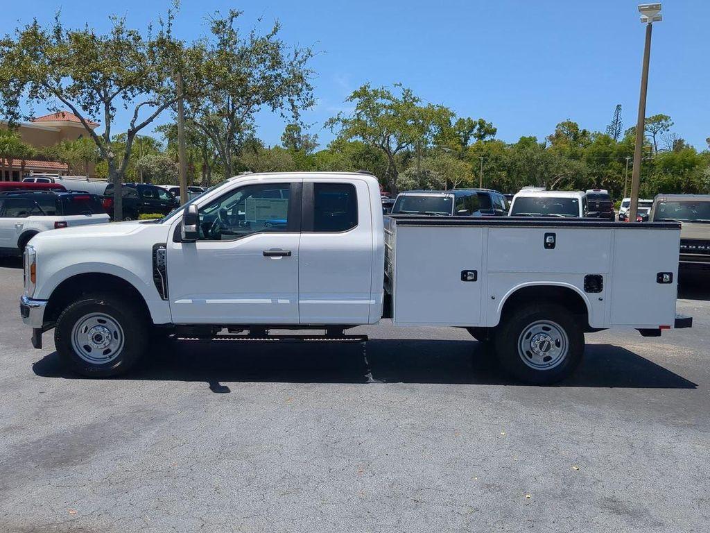 new 2025 Ford F-350 car, priced at $70,900