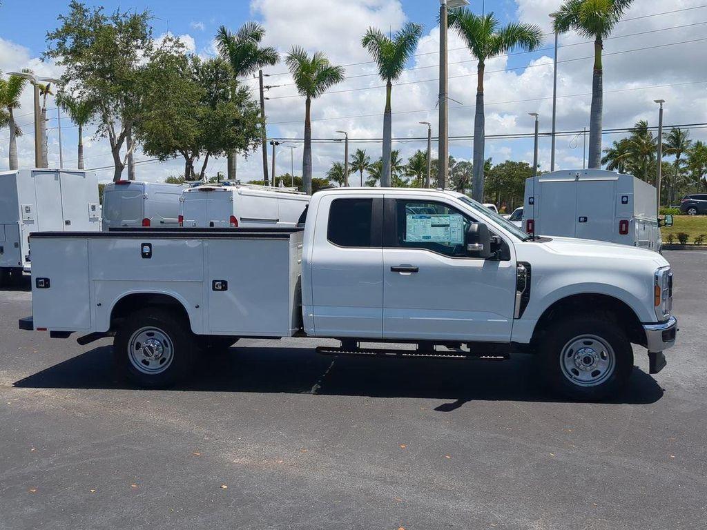 new 2025 Ford F-350 car, priced at $70,900