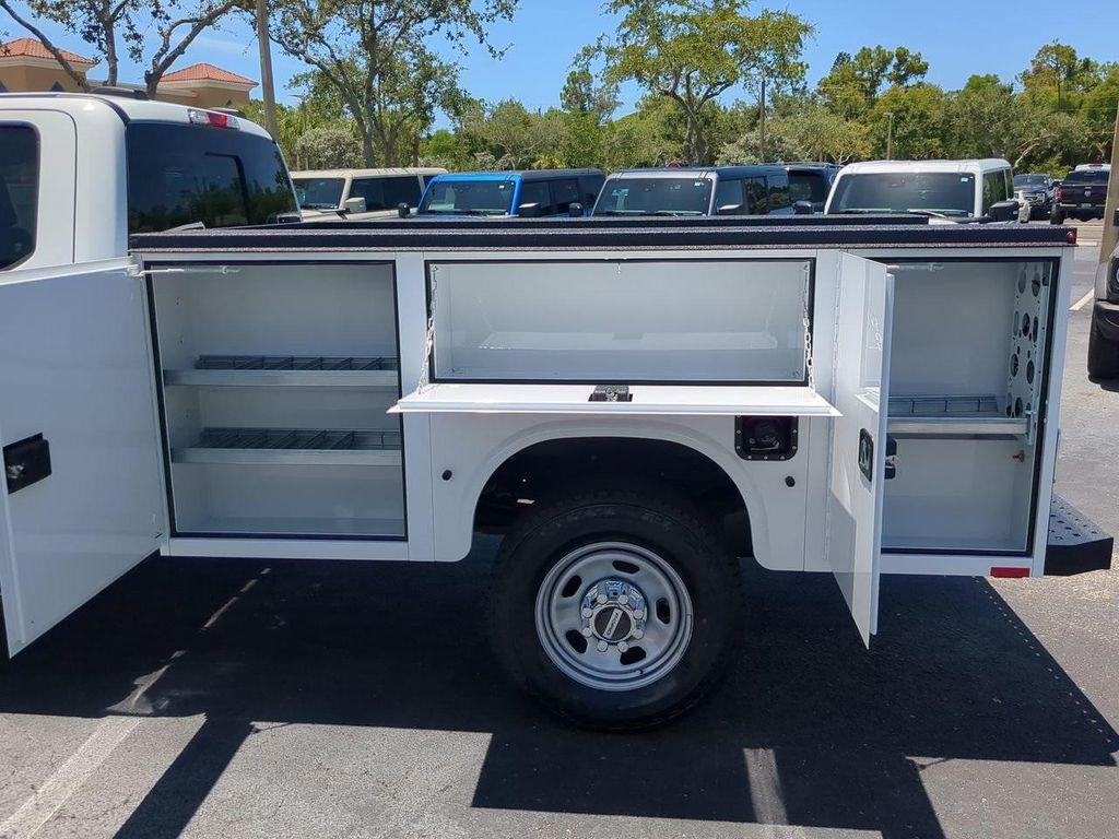 new 2025 Ford F-350 car, priced at $70,900