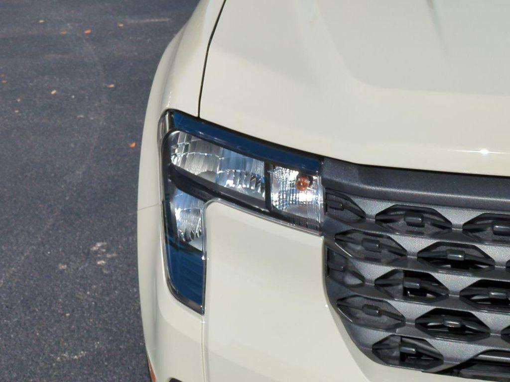 new 2025 Ford Maverick car, priced at $28,556