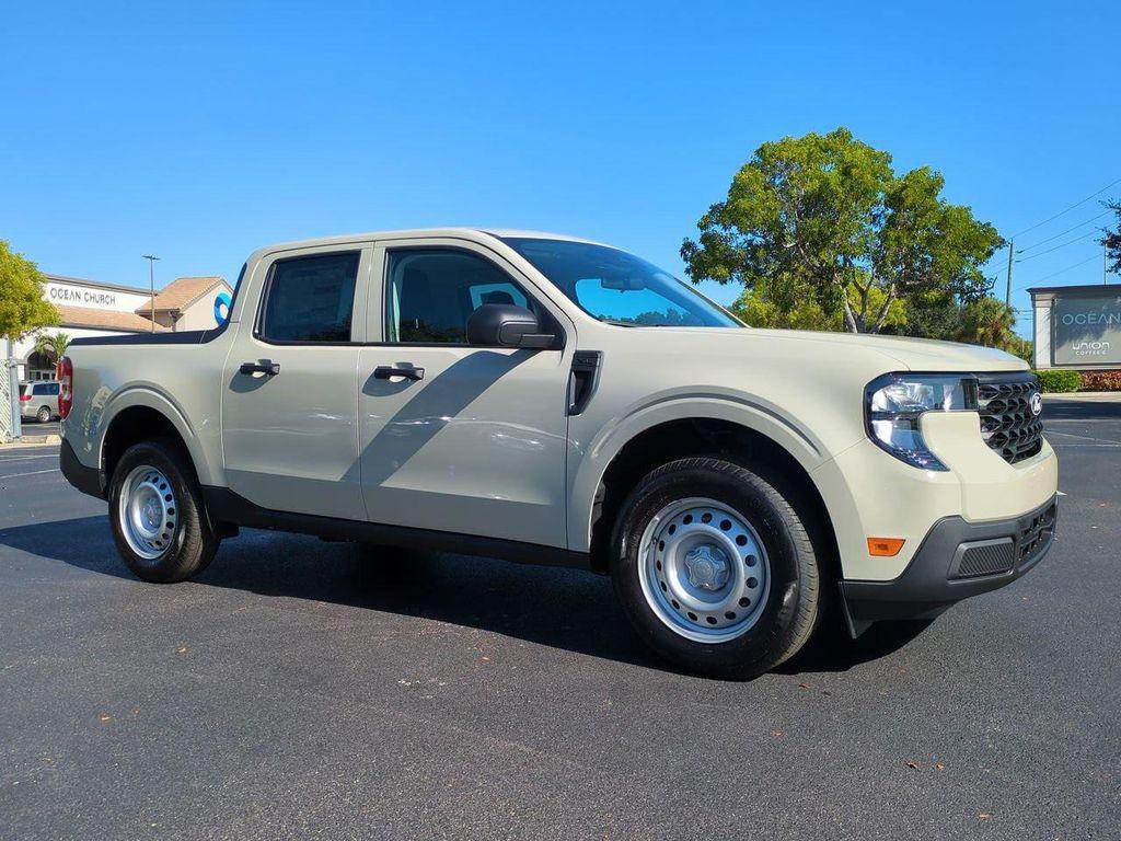 new 2025 Ford Maverick car, priced at $28,556