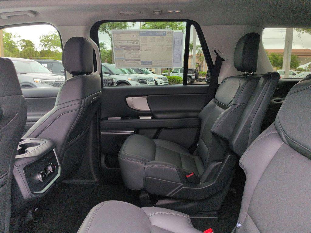 new 2026 Ford Expedition car, priced at $69,370