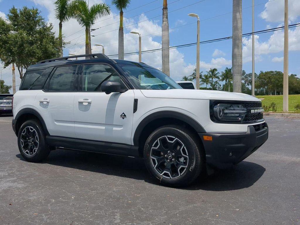 new 2025 Ford Bronco Sport car, priced at $37,253