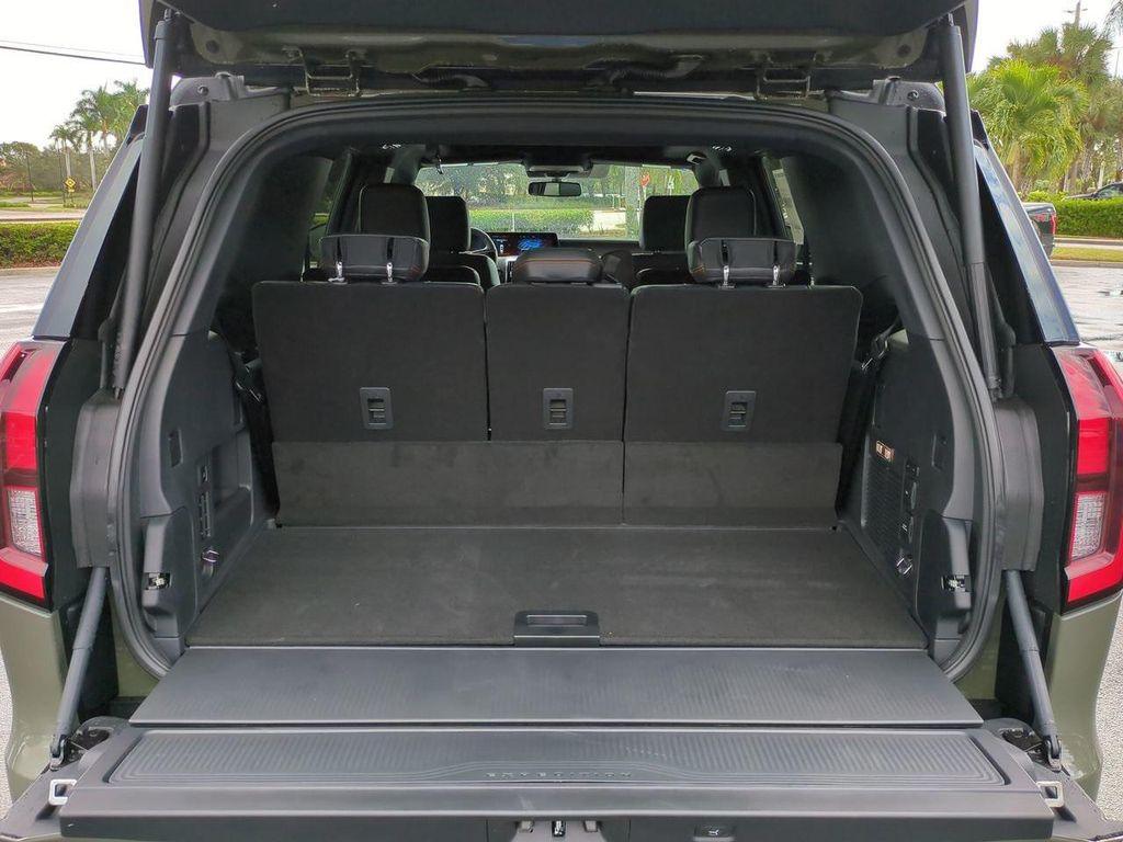 new 2025 Ford Expedition car, priced at $82,266