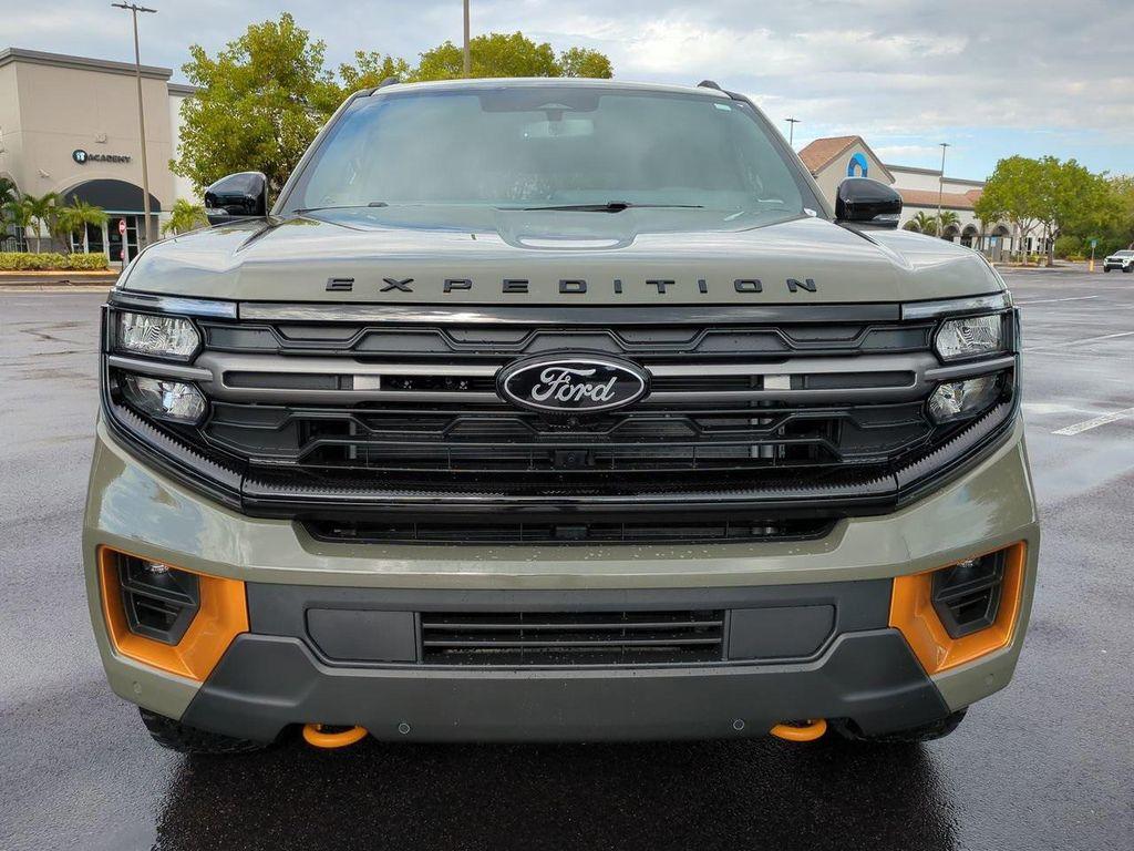 new 2025 Ford Expedition car, priced at $82,266