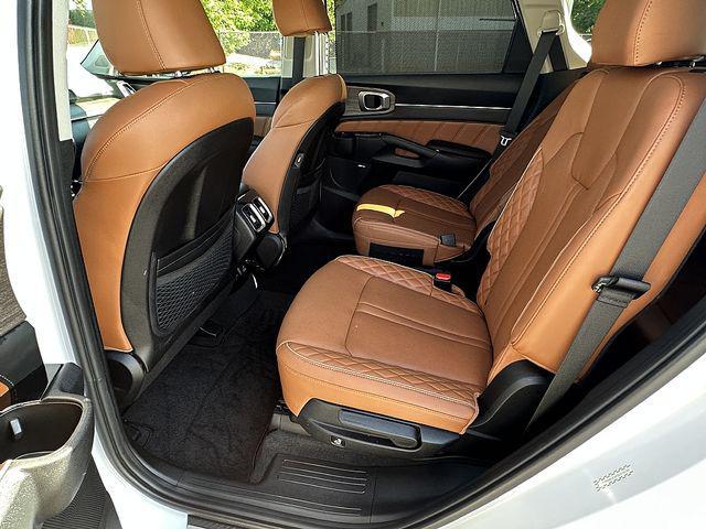 used 2023 Kia Sorento car, priced at $31,267