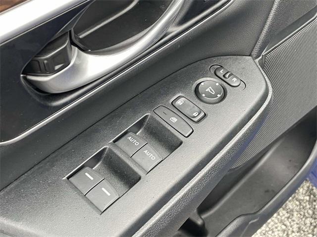 used 2022 Honda CR-V car, priced at $26,956