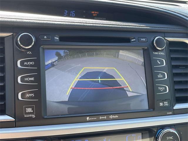 2019 Predawn Gray Mica Toyota Highlander