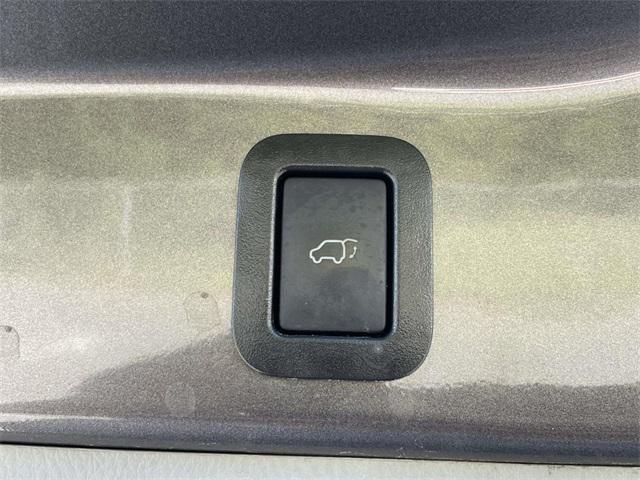 2019 Predawn Gray Mica Toyota Highlander