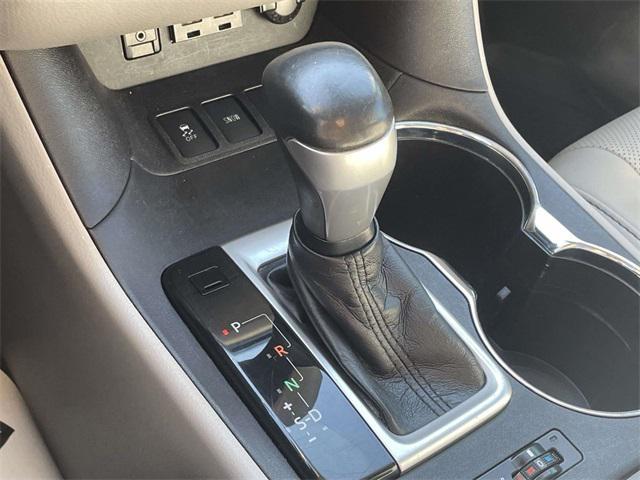 2019 Predawn Gray Mica Toyota Highlander