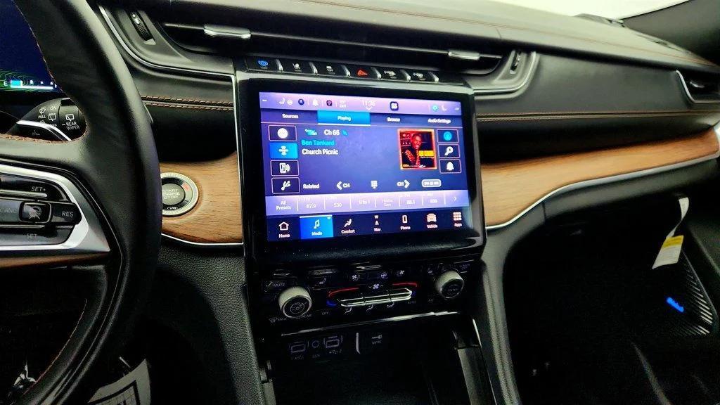 used 2022 Jeep Grand Cherokee 4xe car, priced at $32,995