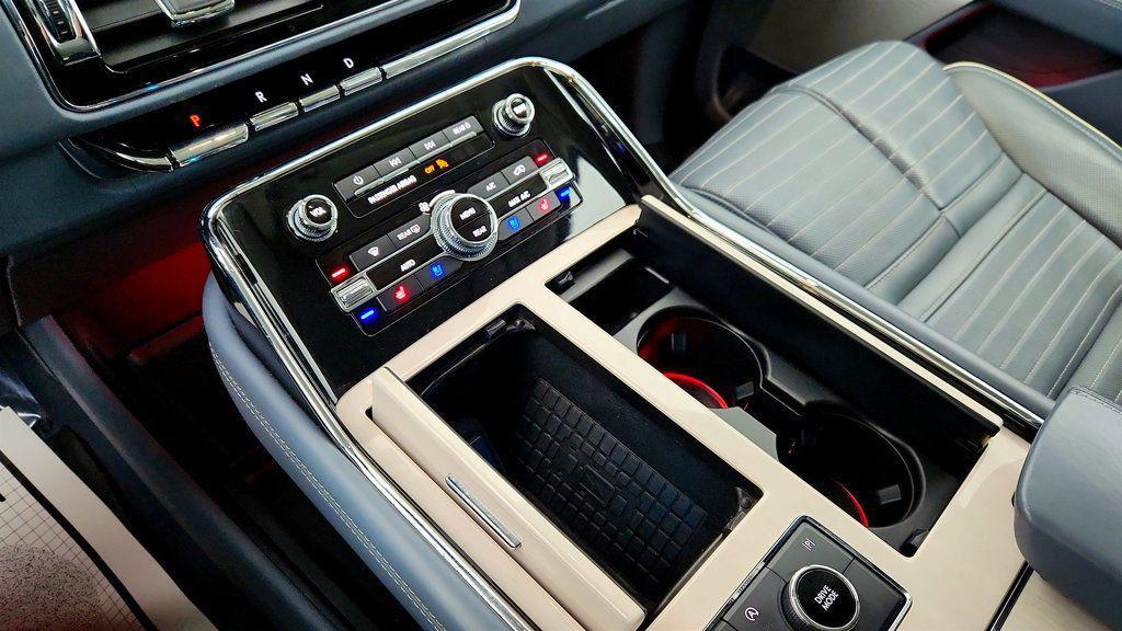 used 2022 Lincoln Navigator car, priced at $57,495