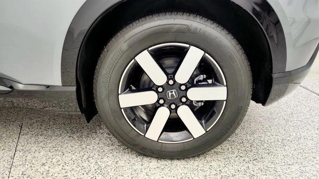 used 2025 Honda Prologue car, priced at $33,495