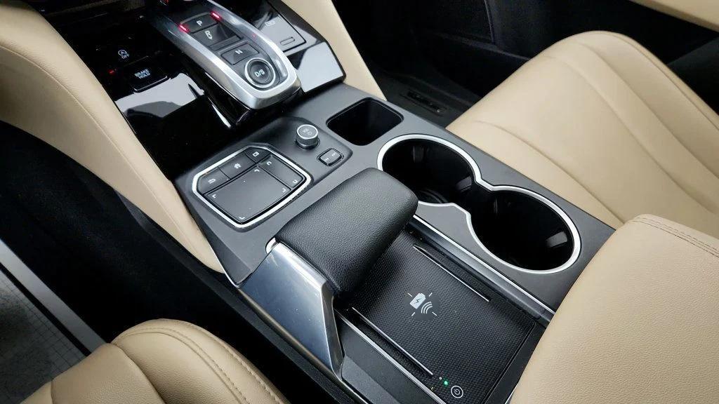 used 2024 Acura MDX car, priced at $34,895