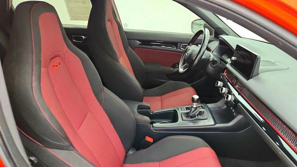 used 2022 Honda Civic Si car, priced at $17,995