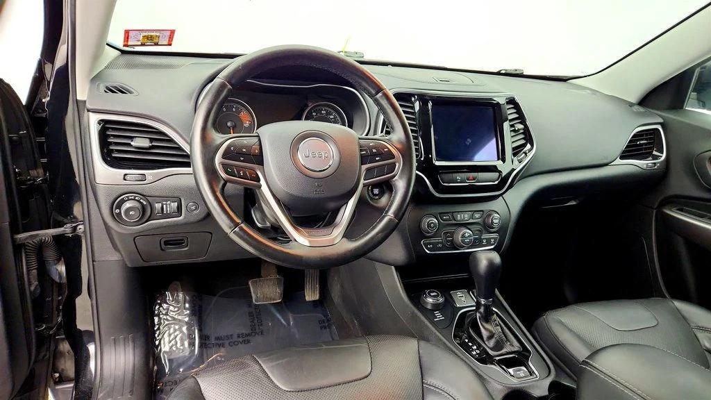 used 2019 Jeep Cherokee car, priced at $14,794