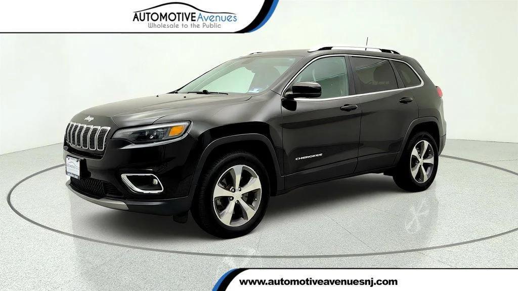 used 2019 Jeep Cherokee car, priced at $14,794
