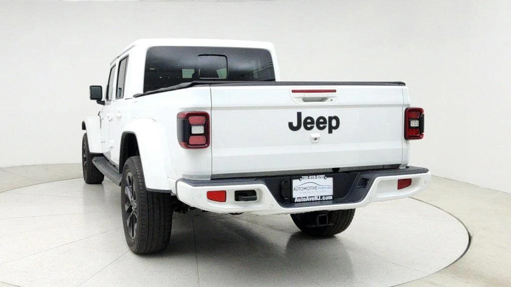 used 2022 Jeep Gladiator car, priced at $32,695