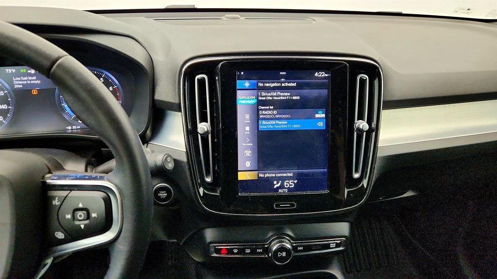 used 2020 Volvo XC40 car, priced at $19,995