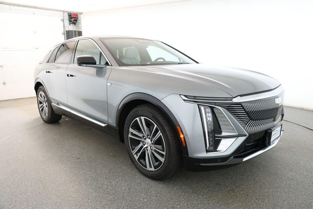2024 Argent Silver Metallic Cadillac LYRIQ