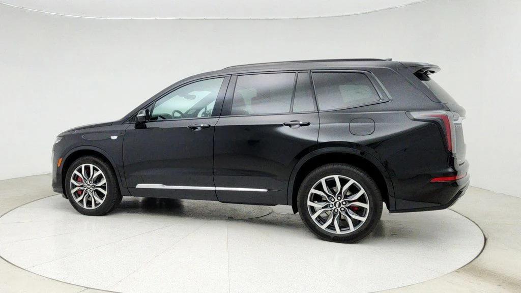 used 2024 Cadillac XT6 car, priced at $41,395