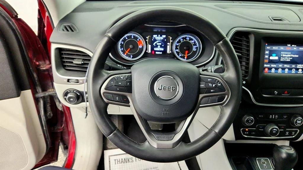used 2020 Jeep Cherokee car, priced at $14,994