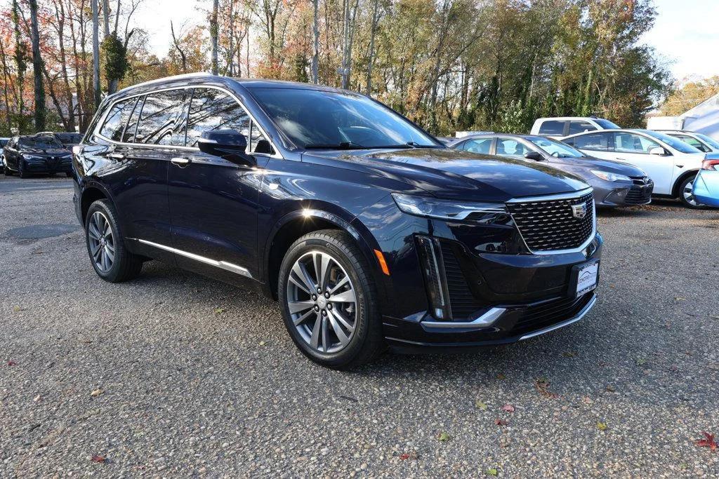 used 2021 Cadillac XT6 car, priced at $27,895