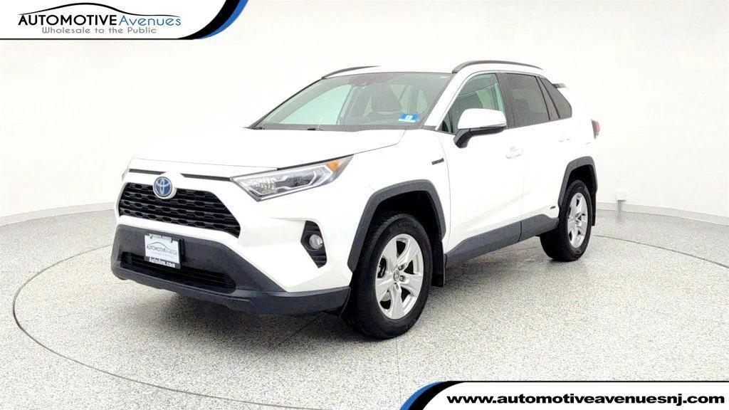 used 2020 Toyota RAV4 Hybrid car, priced at $26,495