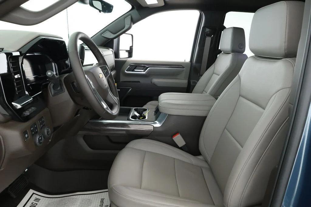 used 2025 Chevrolet Silverado 3500 car, priced at $74,995